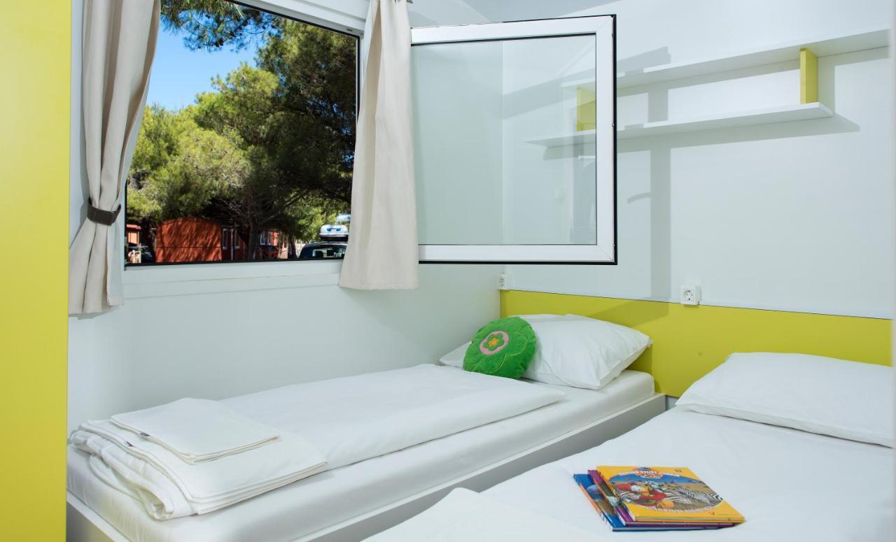 Mobile Homes Camp Perna - Adriatic Kampovi 奥瑞比克 外观 照片