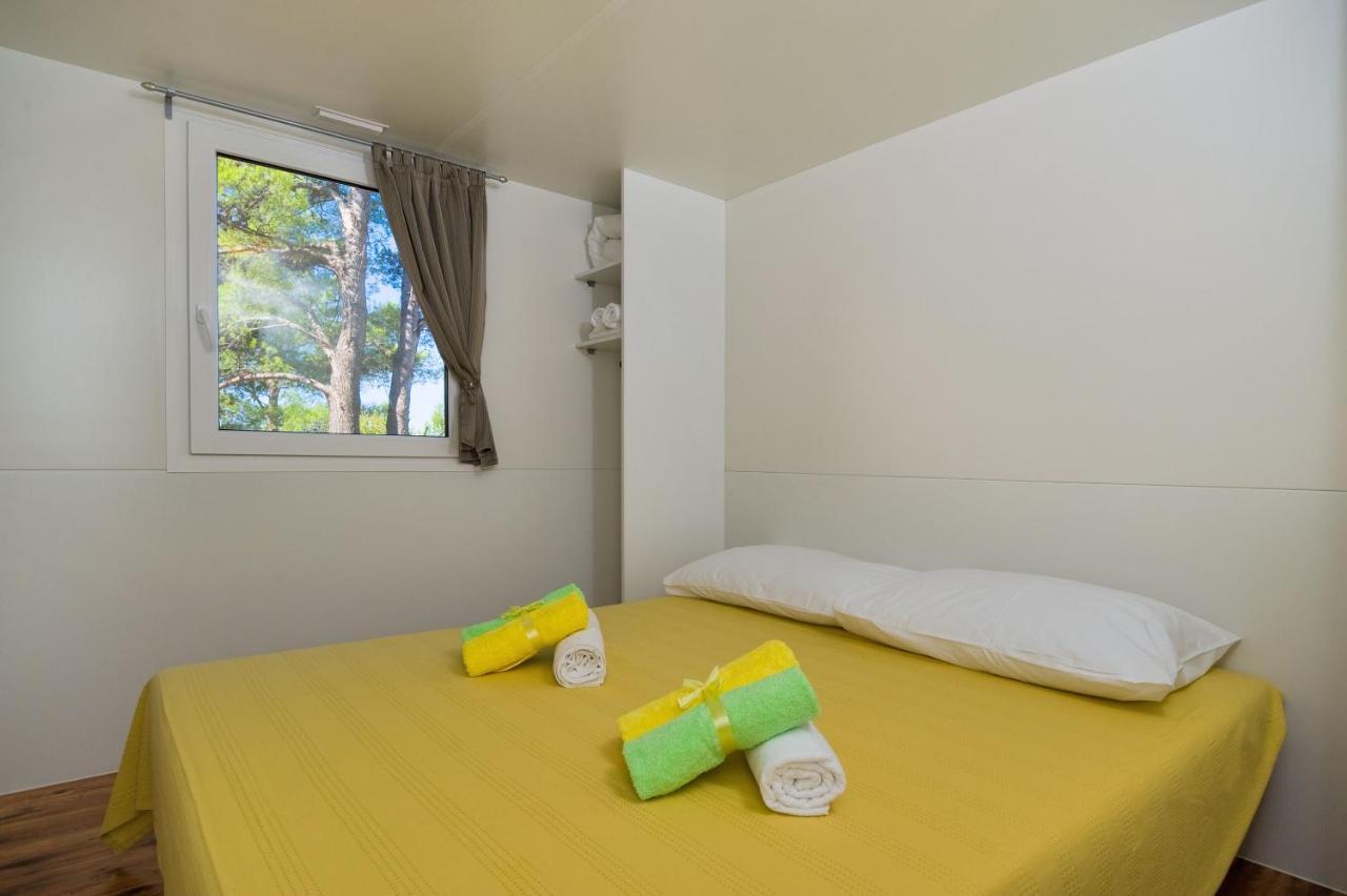 Mobile Homes Camp Perna - Adriatic Kampovi 奥瑞比克 外观 照片