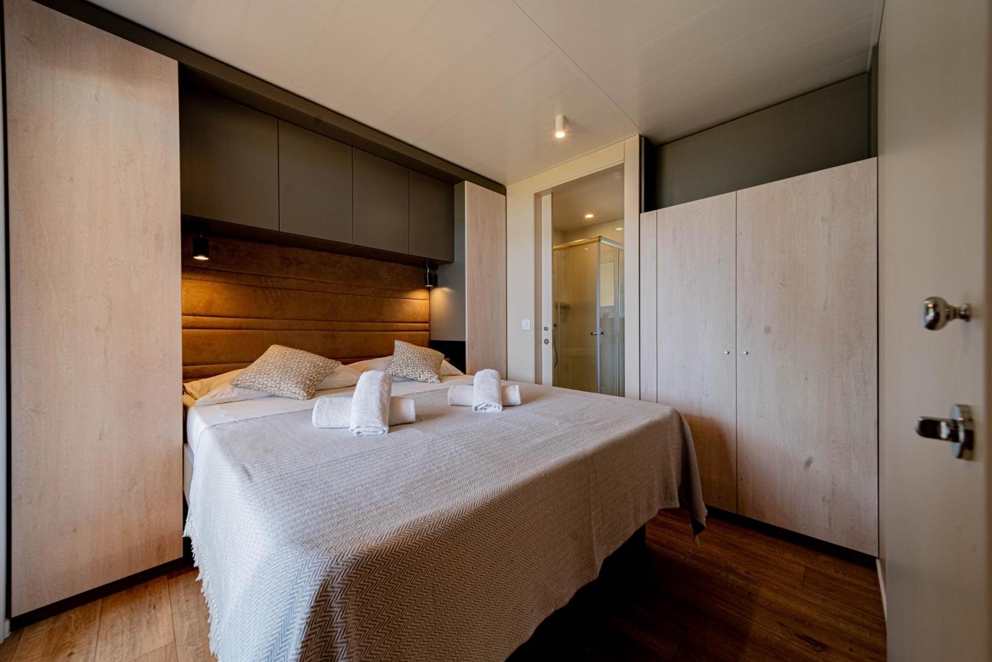 Mobile Homes Camp Perna - Adriatic Kampovi 奥瑞比克 外观 照片