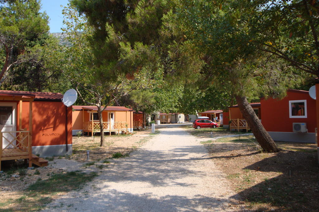 Mobile Homes Camp Perna - Adriatic Kampovi 奥瑞比克 外观 照片