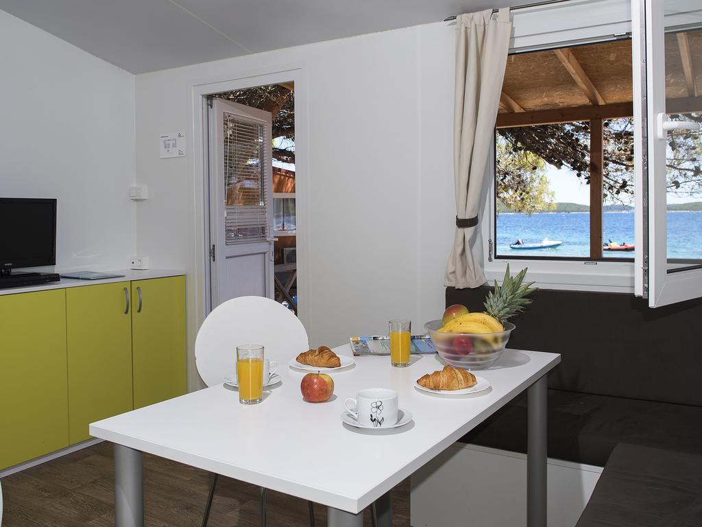 Mobile Homes Camp Perna - Adriatic Kampovi 奥瑞比克 外观 照片