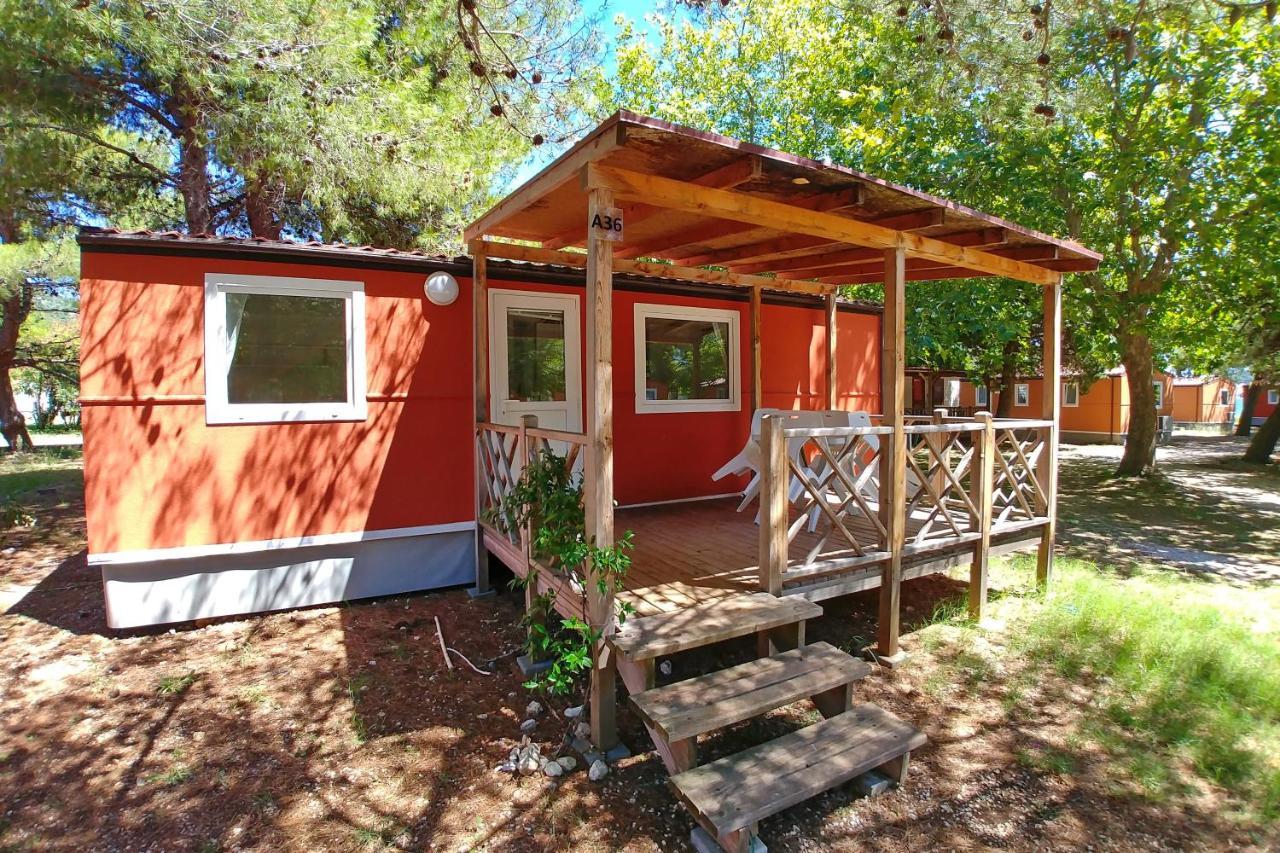 Mobile Homes Camp Perna - Adriatic Kampovi 奥瑞比克 外观 照片